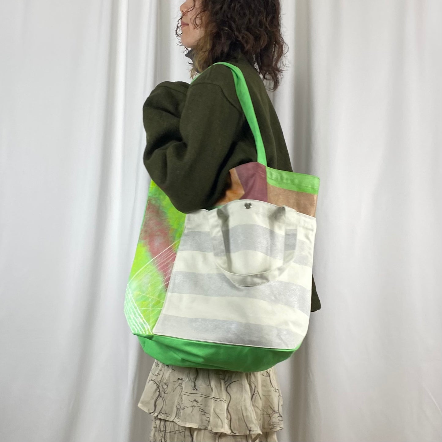 bag on bag ビッグトート　”art day”